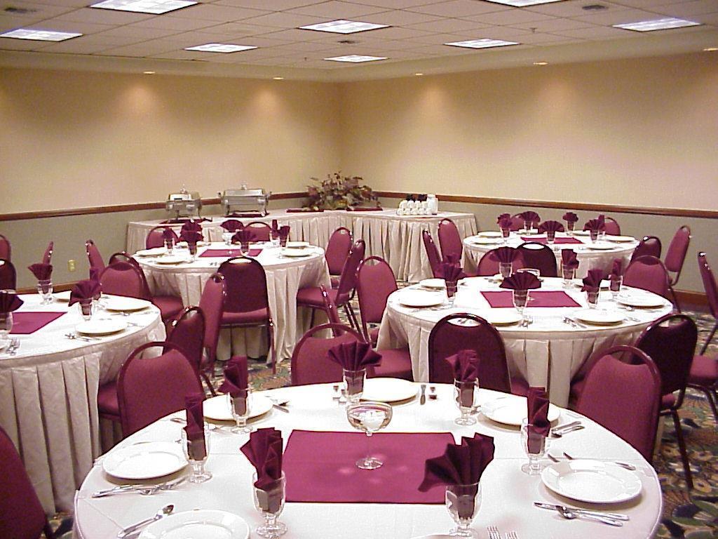 The Plaza Hotel & Suites Winona Einrichtungen foto