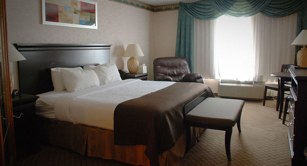 The Plaza Hotel & Suites Winona Exterior foto